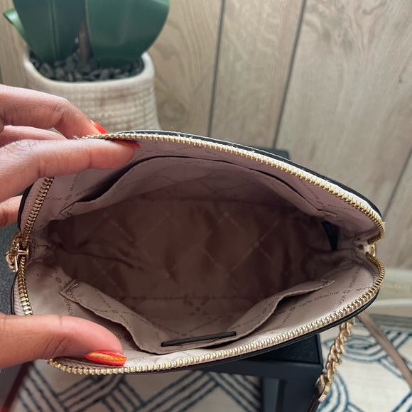 Michael Kors Jet Set Travel Pink Dome Crossbody Bag & Keychain Compact Wallet - Picture 9 of 12